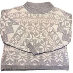 Nordic inspired grey and white sweater (L)